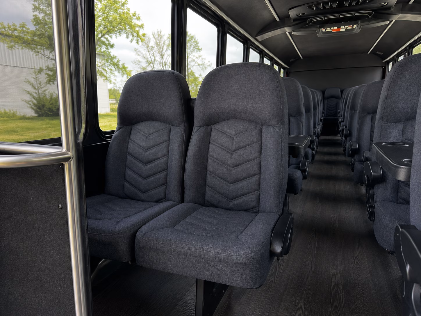 minibus wine tour rentals for small groups in the wiregrass region