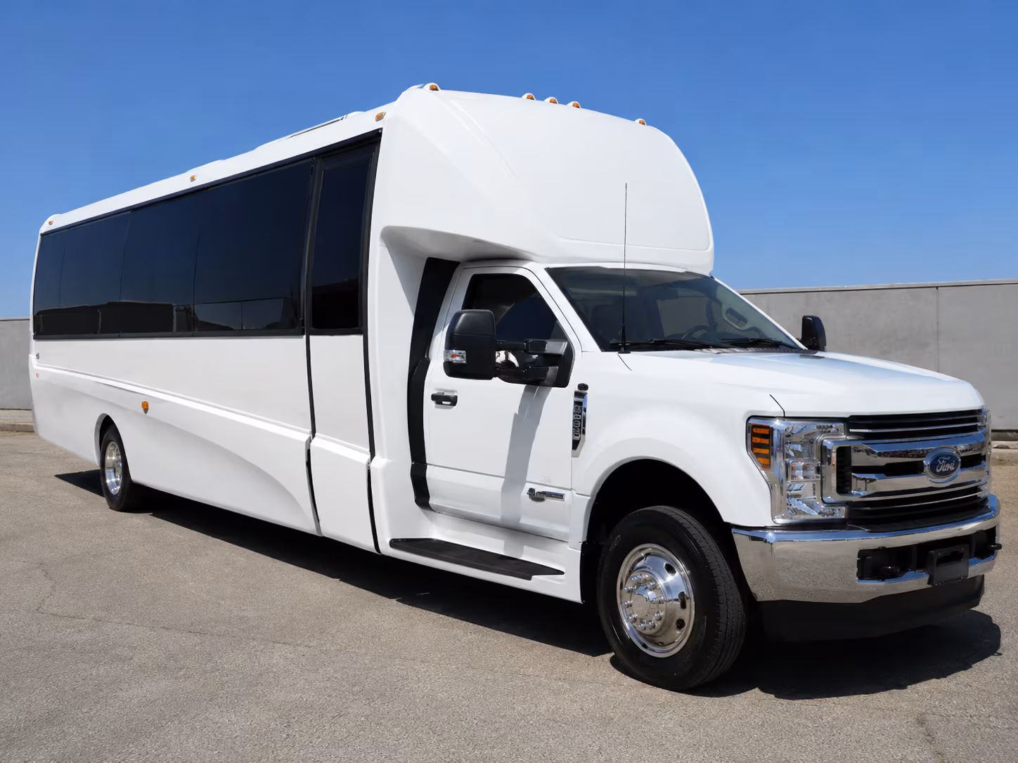 montgomery day trip buses for dothan schools